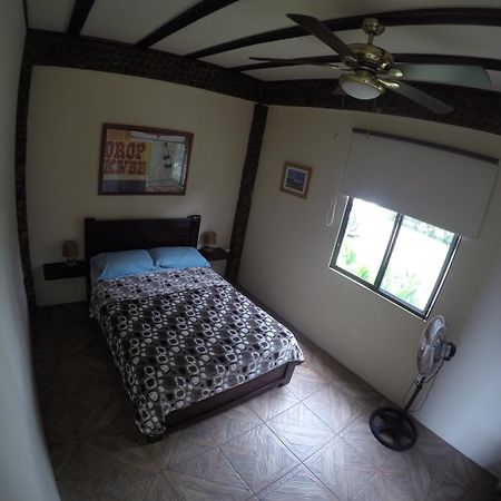 Casa Roja Hostel Montañita Kültér fotó
