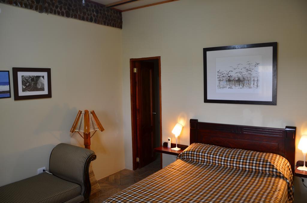 Casa Roja Hostel Montañita Kültér fotó