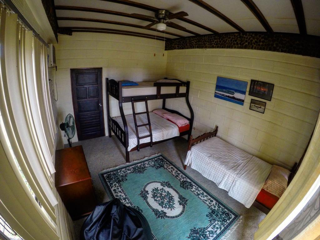 Casa Roja Hostel Montañita Kültér fotó