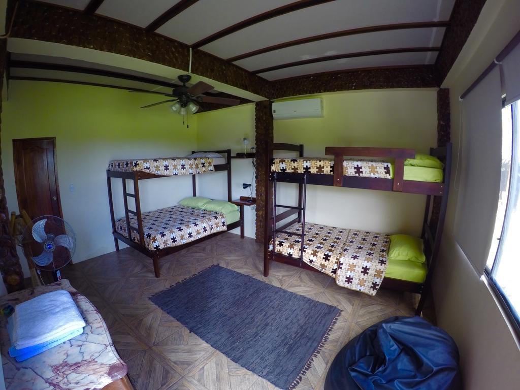 Casa Roja Hostel Montañita Kültér fotó